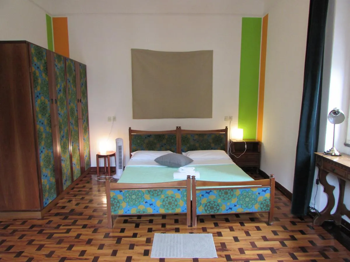 ** Bed & Breakfast Innperfect Villa Milano Italien